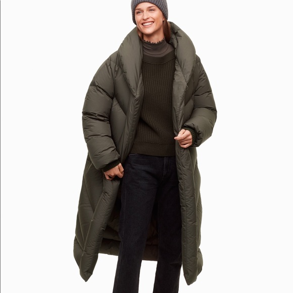 aritzia duvet coat